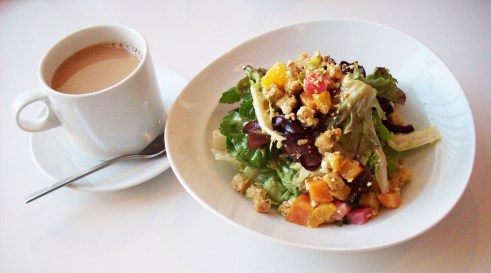 Lettuce Salad with Beets